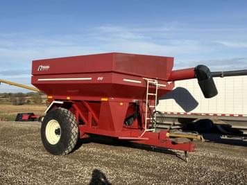 Main image E-Z Trail 510